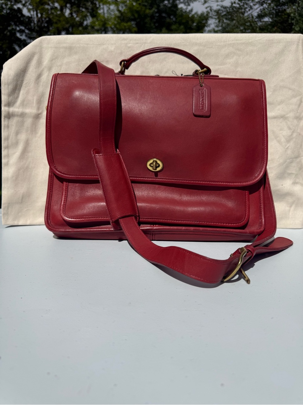 Coach RED Colebrooke Case No. 5181